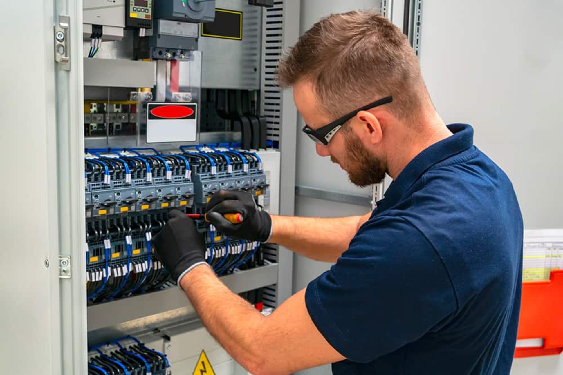Elektroniker für Energie- und Gebäudetechnik (m/w/d) bei Elektrotechnik Kaffl in Vogtareuth
